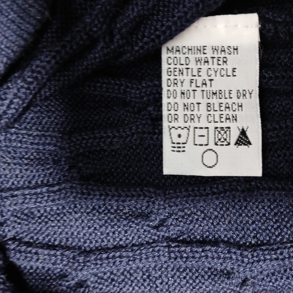 Bobby Jones Golf  V Neck Cable Knit 100% Cotton Men's Vest. Size M - Picture 4 of 7